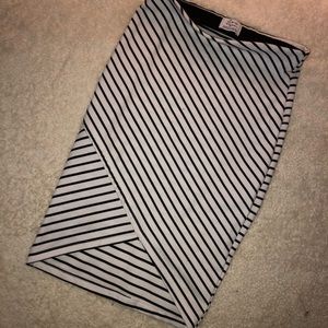 Zara pencil skirt